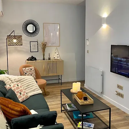 Grande Terrasse En Centre * Aix-les-Bains