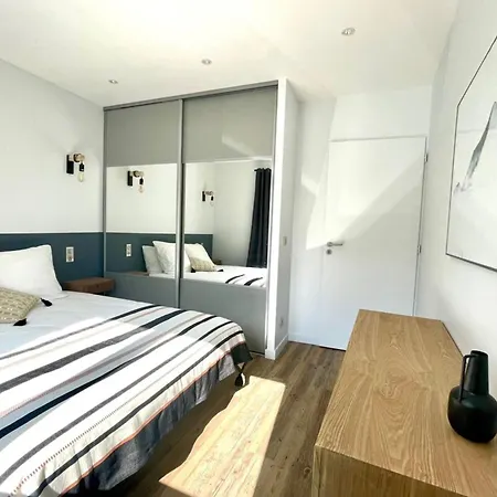 Grande Terrasse En Centre Holiday home *