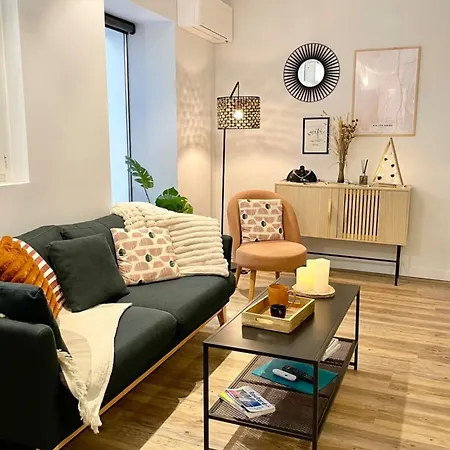 Holiday home Grande Terrasse En Centre *